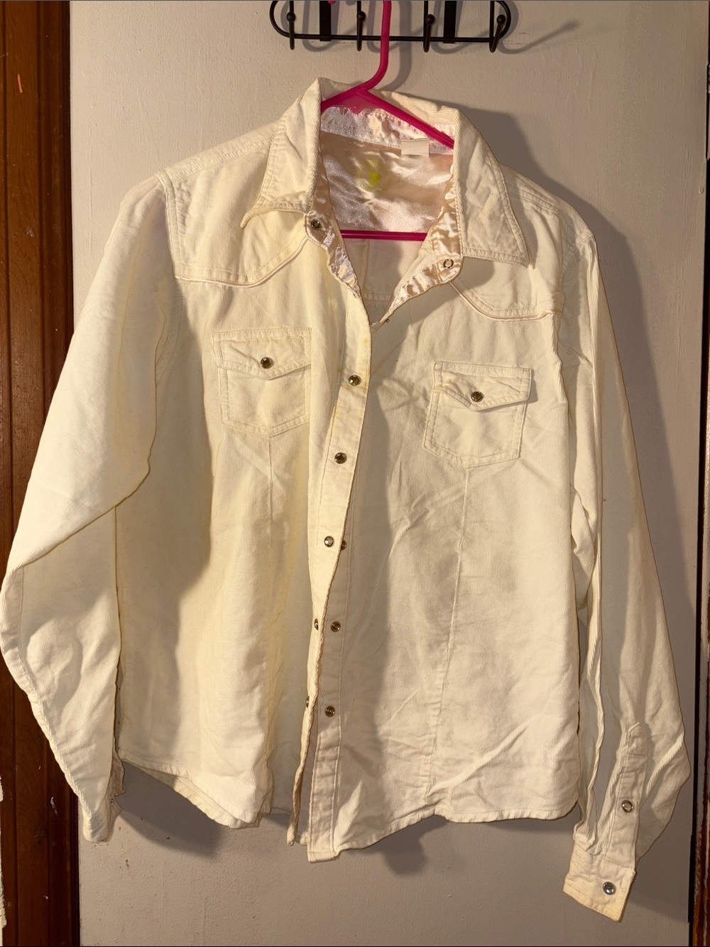 Wrangler Ultra Y2K Cream western style Button-Front corduroy Lightweight Shirt